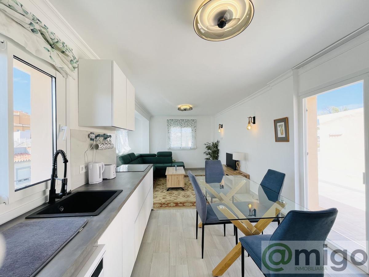 For sale of villa in La Duquesa