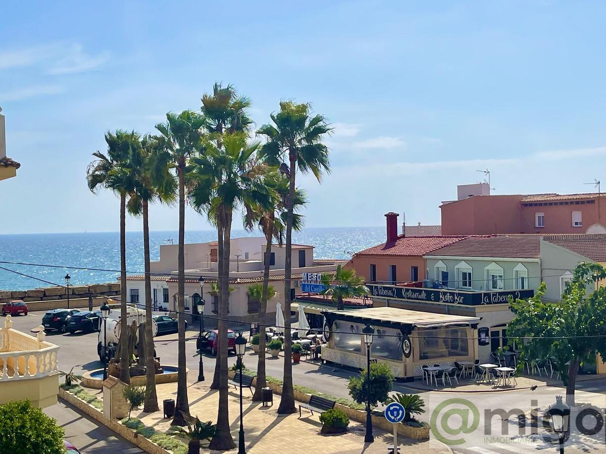 For sale of villa in La Duquesa