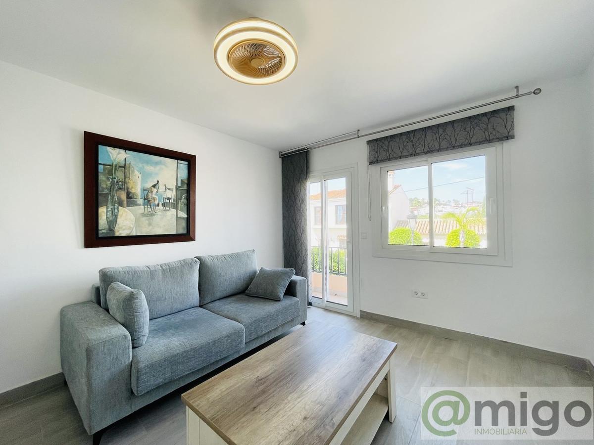 For sale of villa in La Duquesa