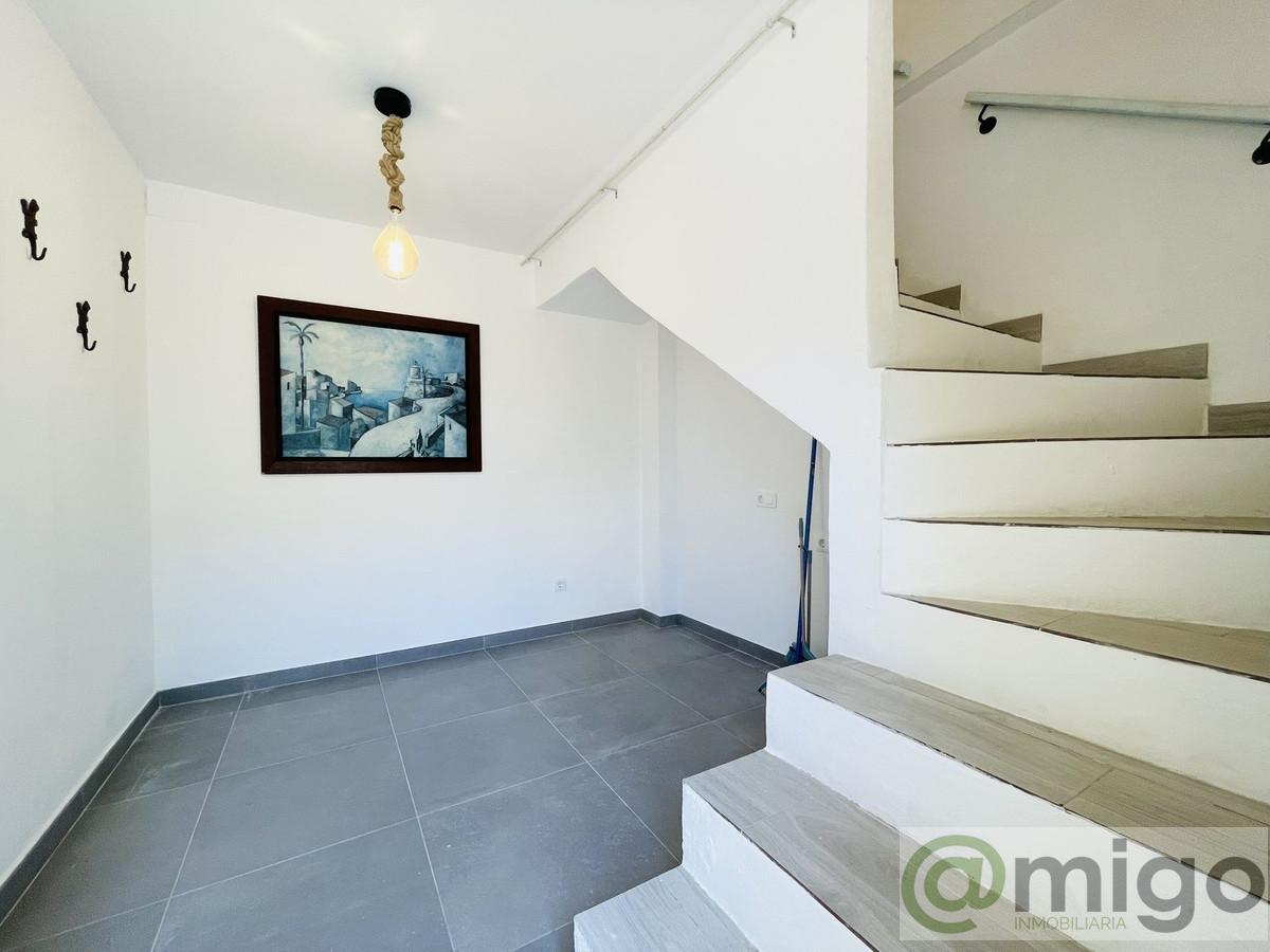 For sale of villa in La Duquesa