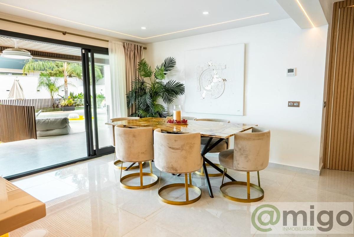 Venta de villa en Estepona