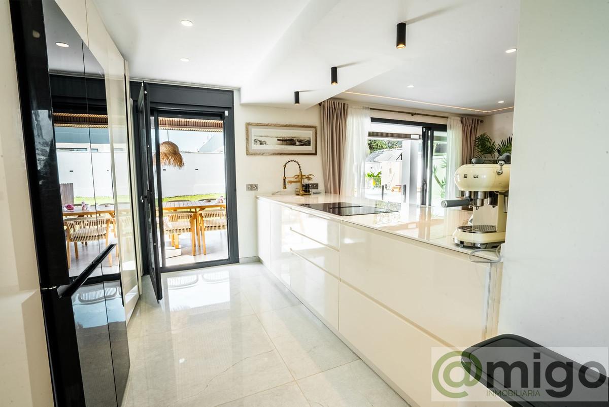 Venta de villa en Estepona