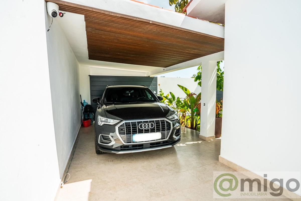 Venta de villa en Estepona