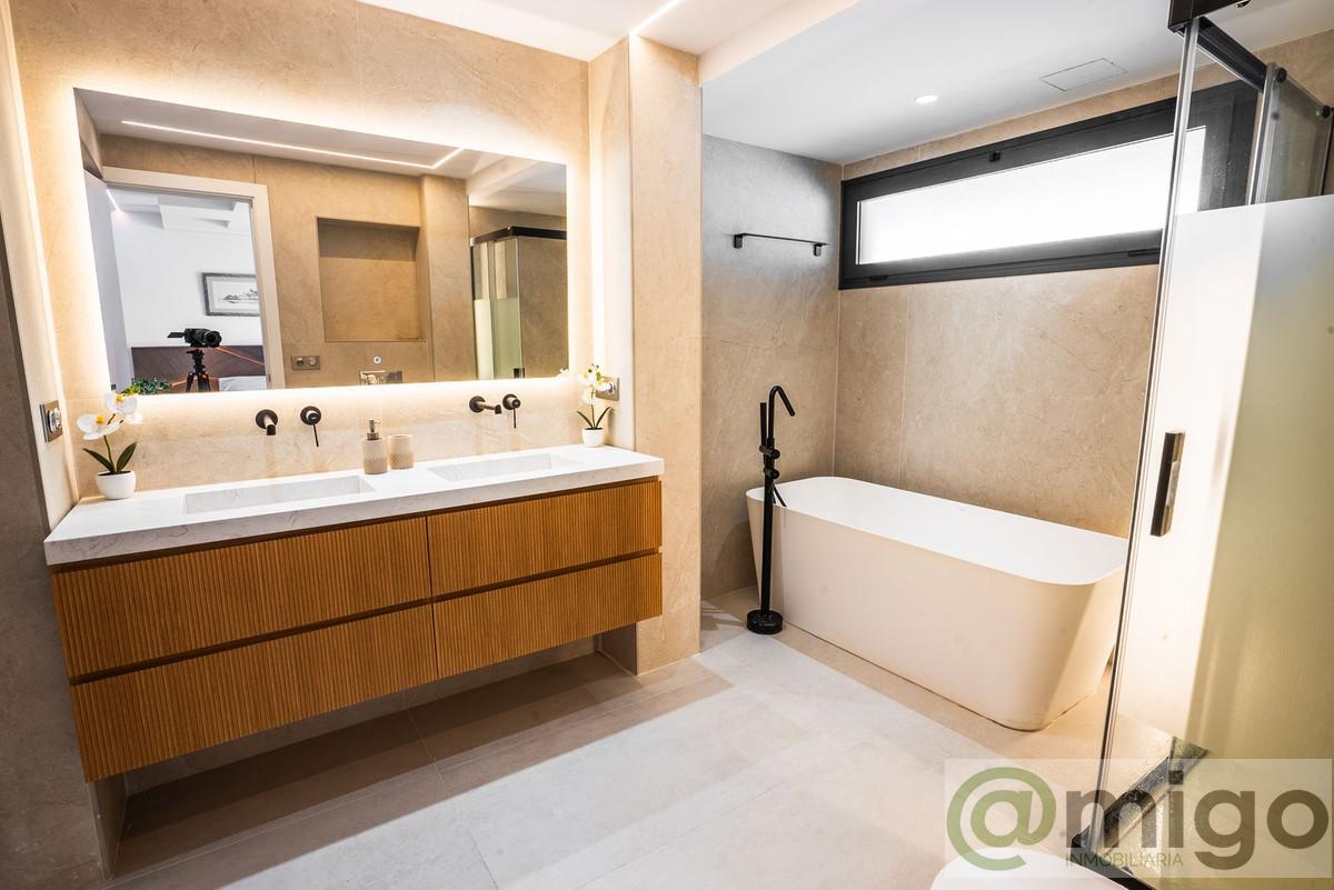 Venta de villa en Estepona