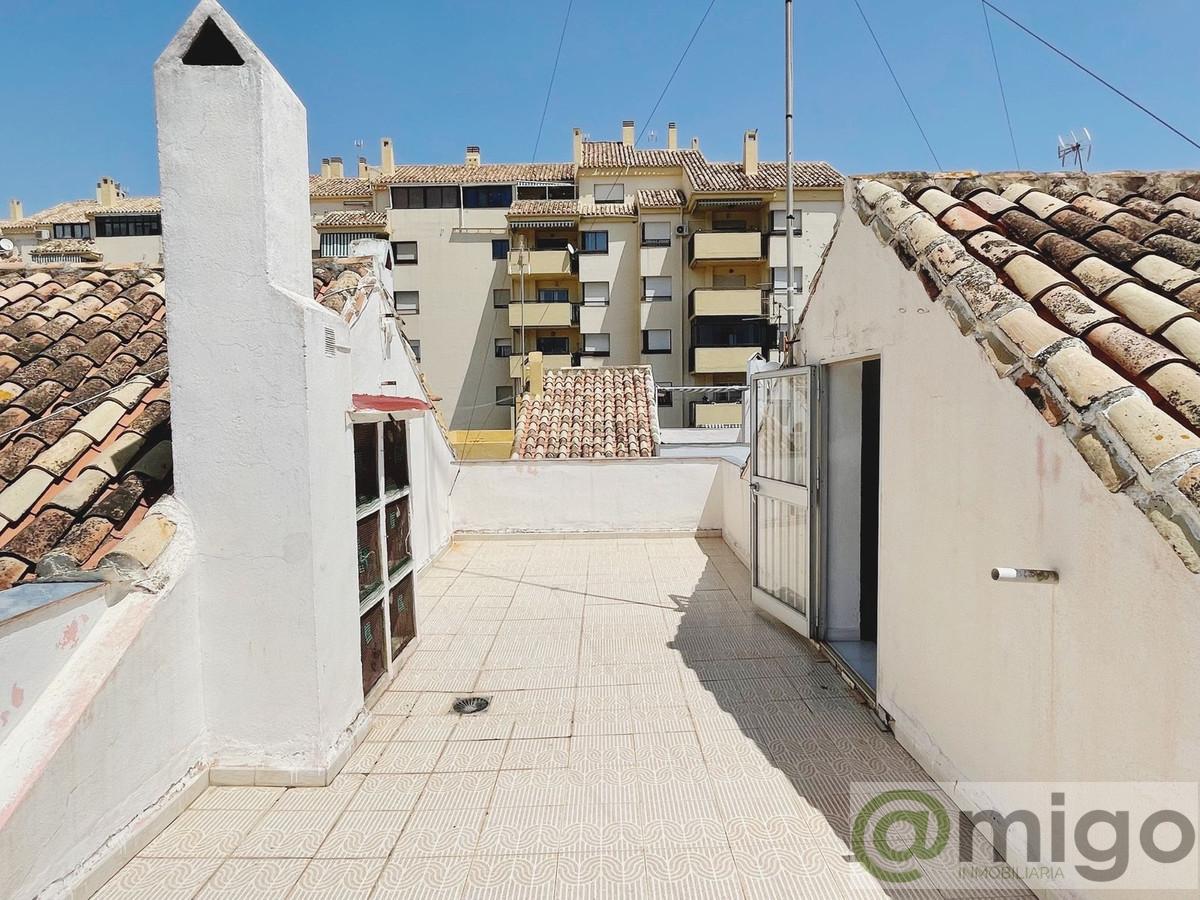 For sale of villa in Fuengirola
