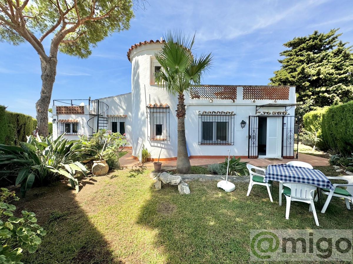 Venta de villa en Calahonda