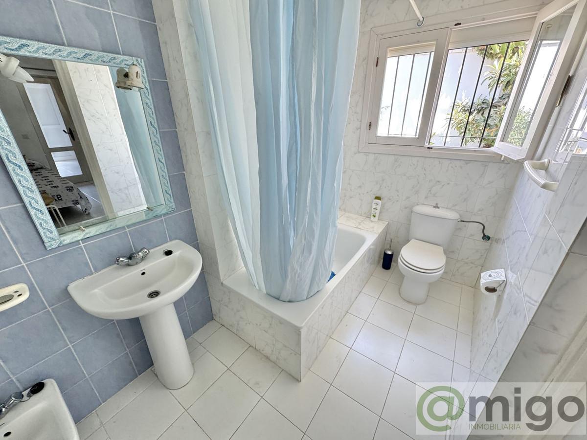 Venta de villa en Calahonda