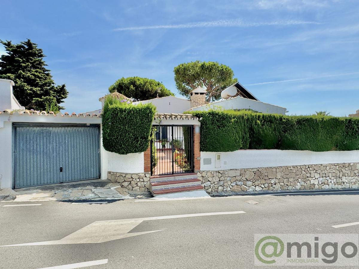 Venta de villa en Calahonda