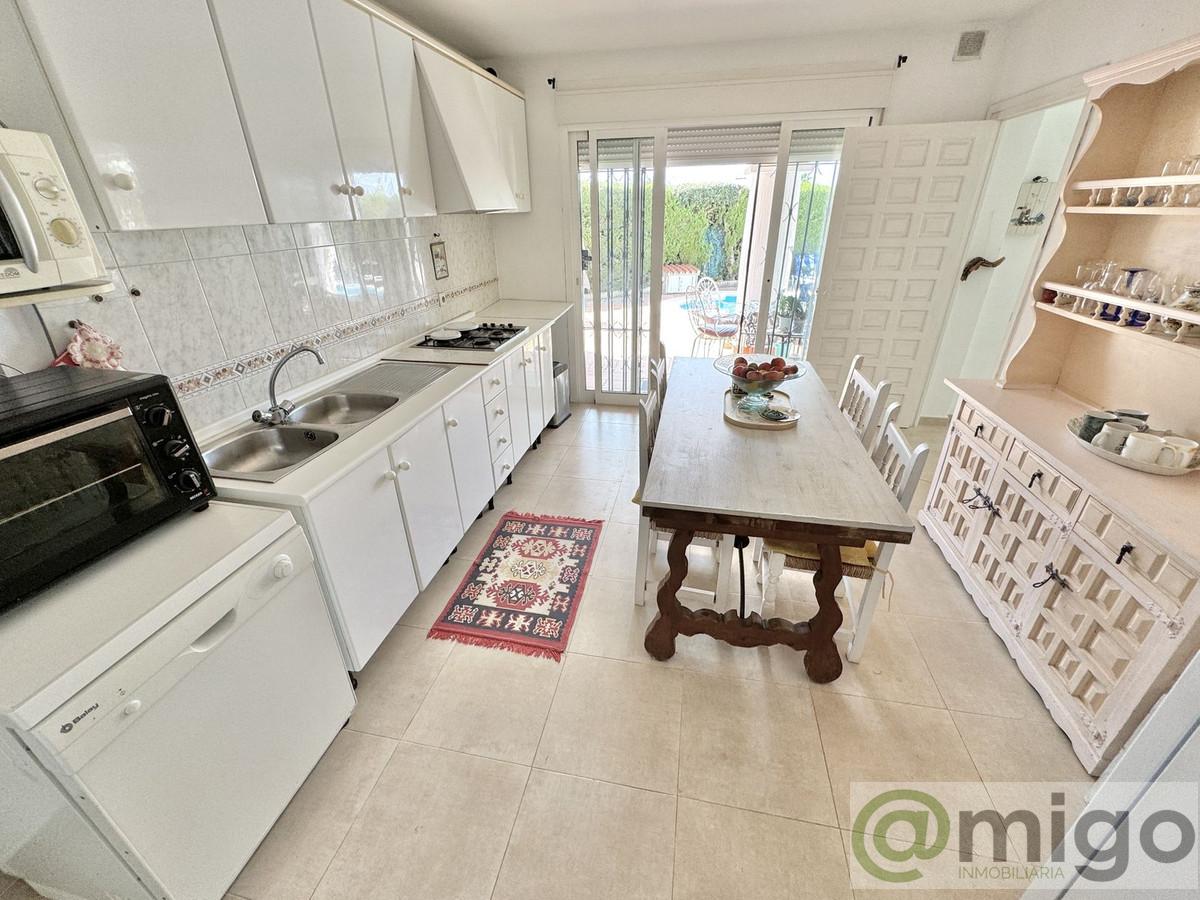 Venta de villa en Calahonda