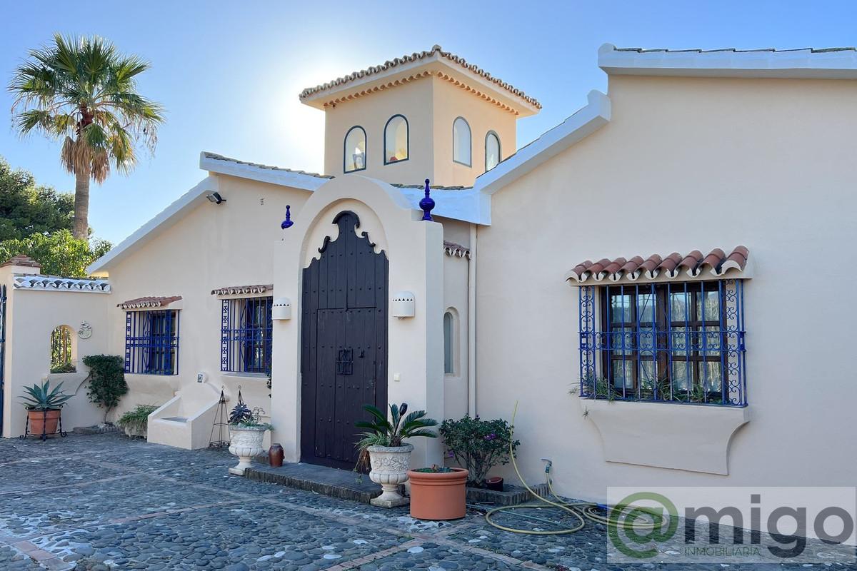 Venta de villa en Estepona