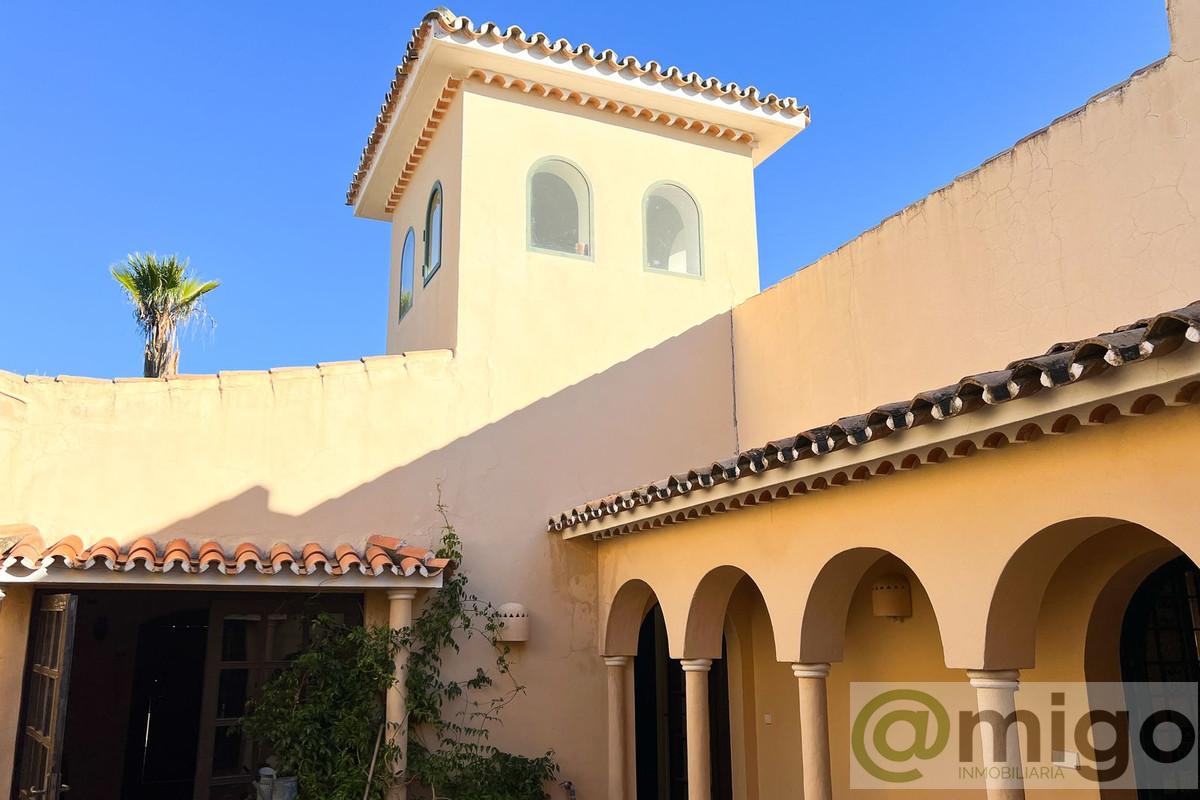 Venta de villa en Estepona