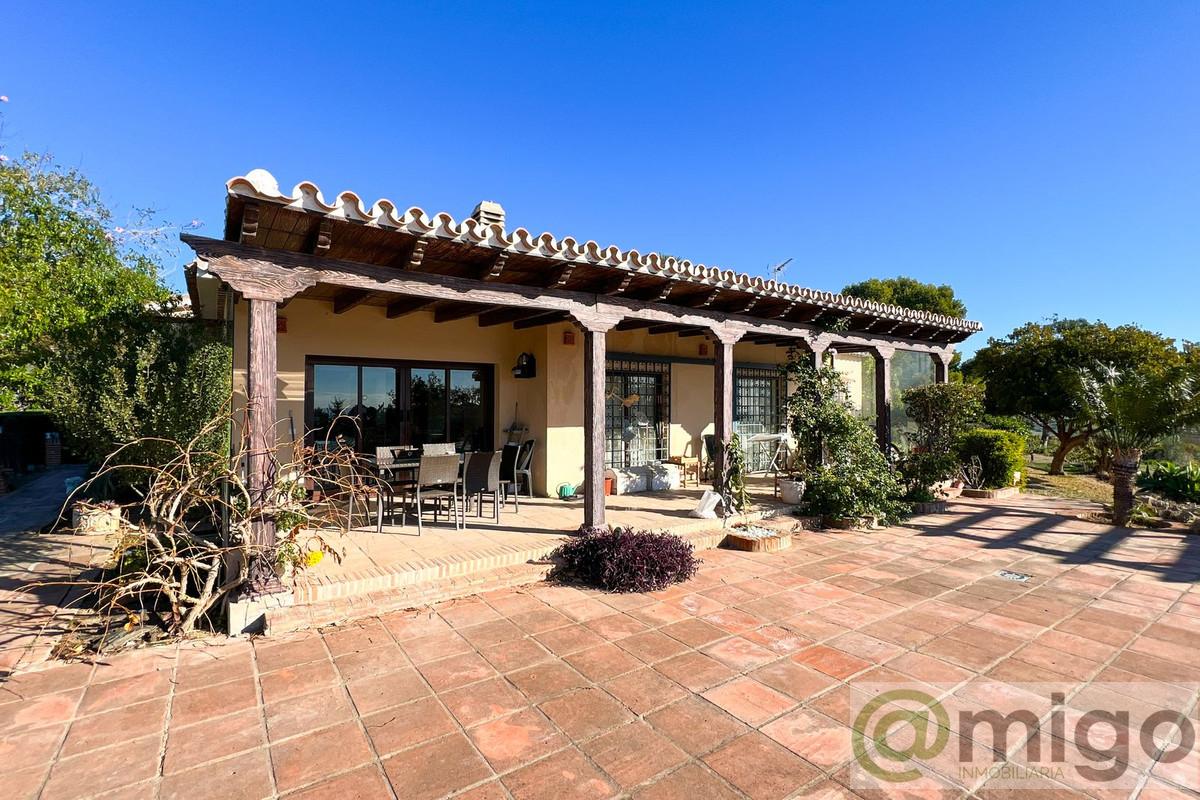 Venta de villa en Estepona