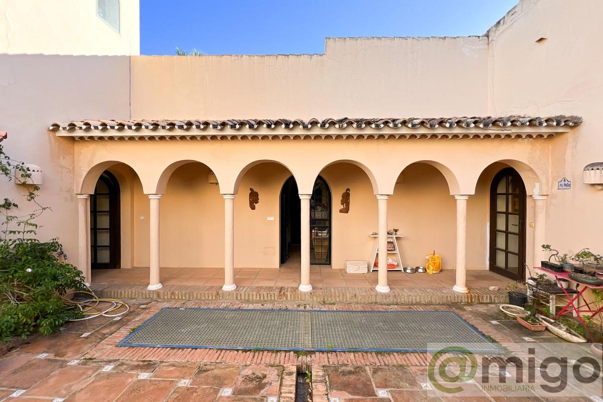 Venta de villa en Estepona