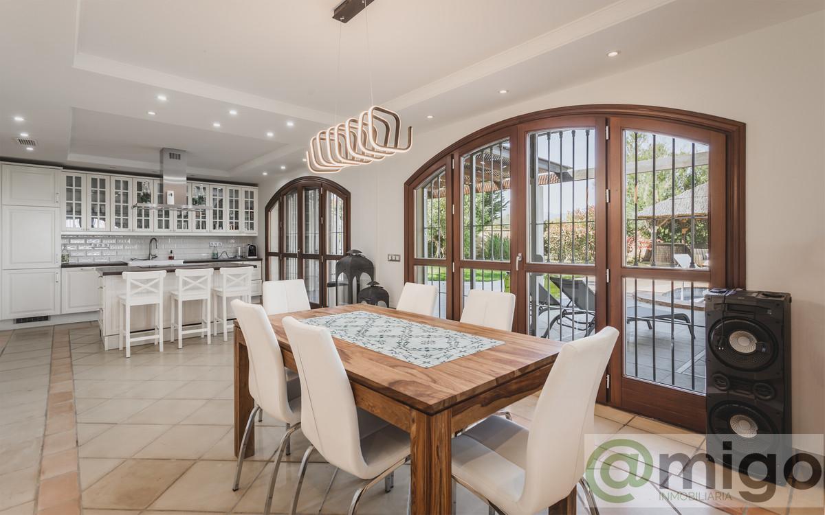 Venta de villa en Estepona