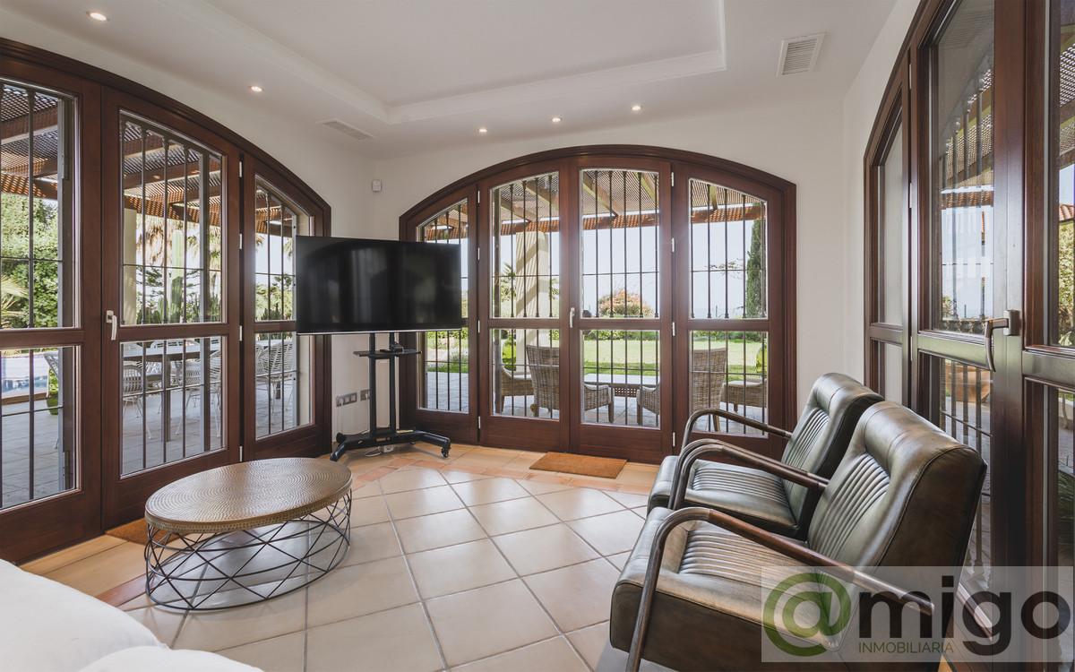 Venta de villa en Estepona