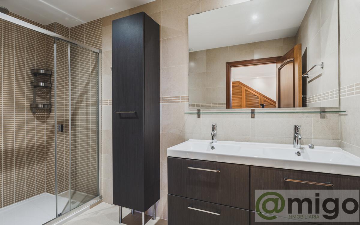 Venta de villa en Estepona