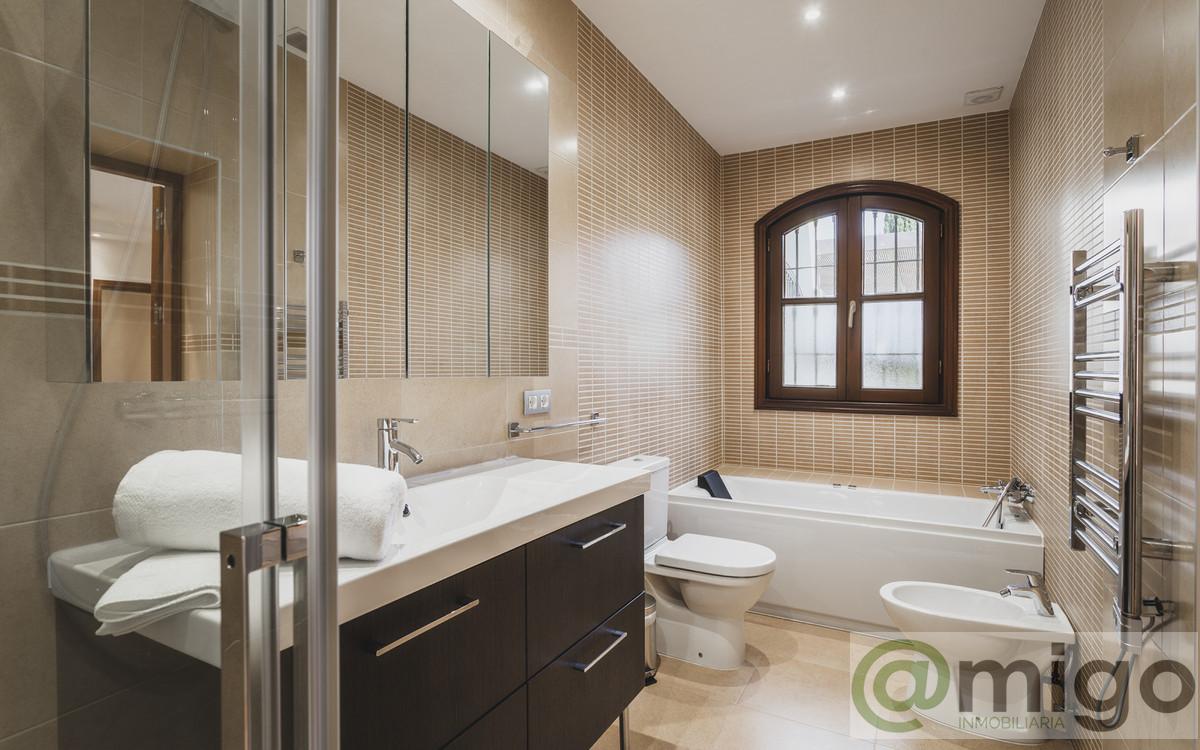 Venta de villa en Estepona