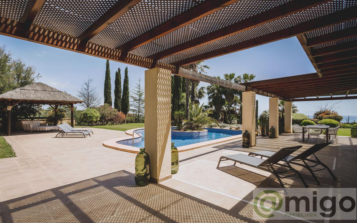 Venta de villa en Estepona