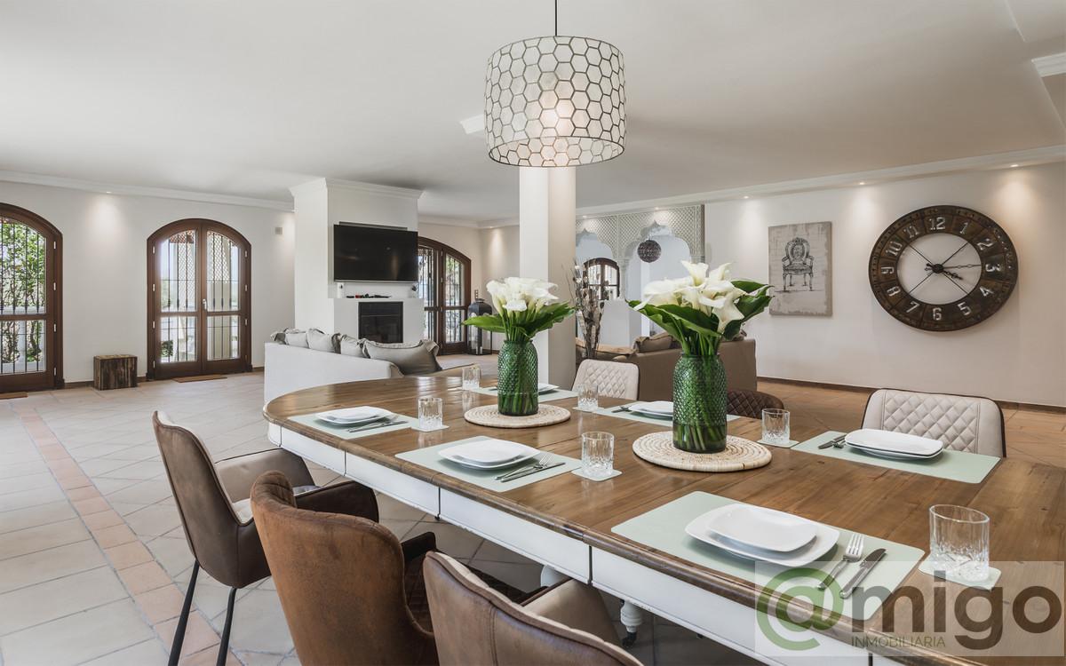 Venta de villa en Estepona