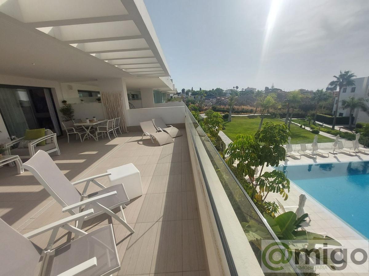 For sale of apartment in Estepona