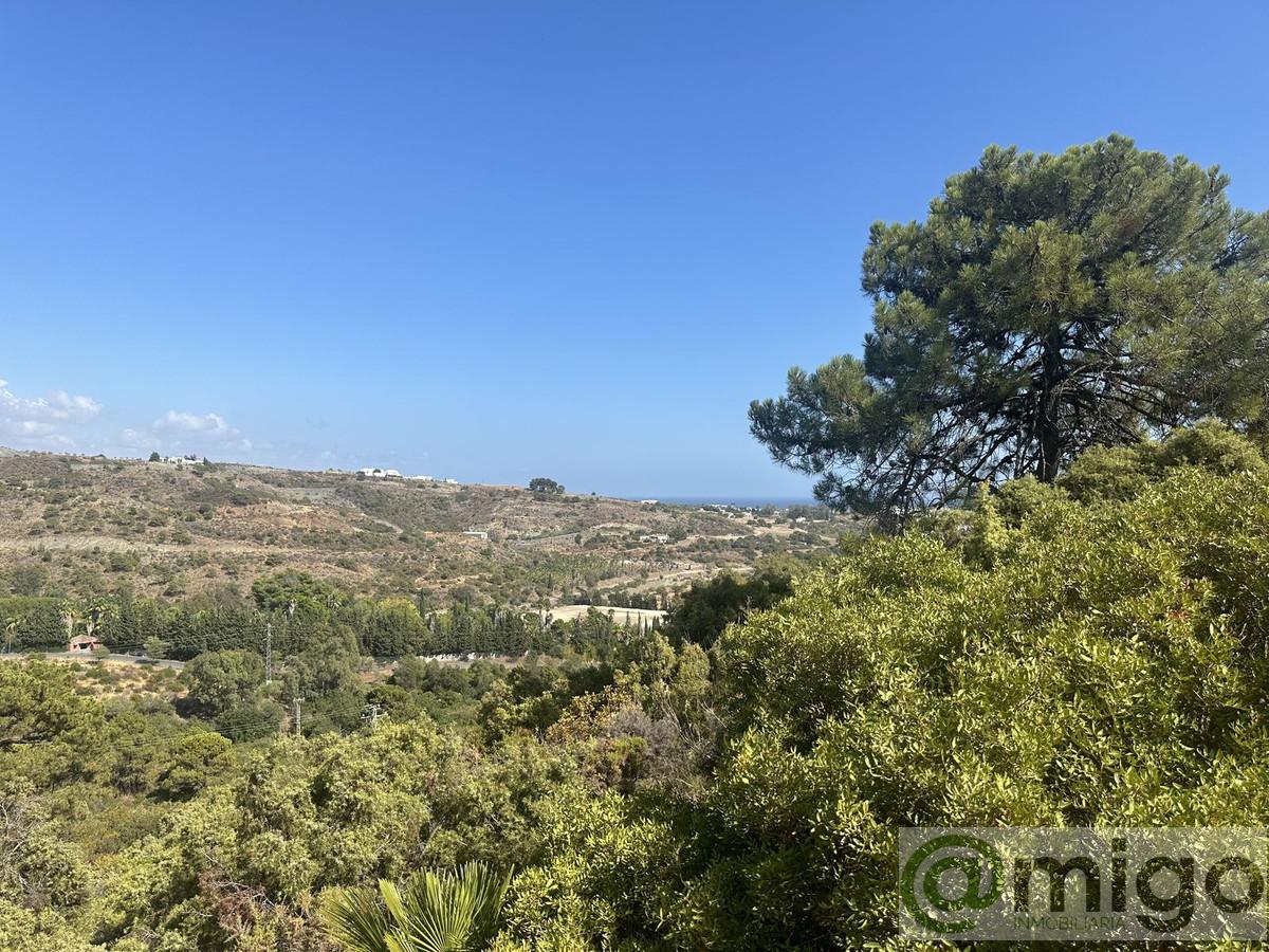 For sale of land in Marbella