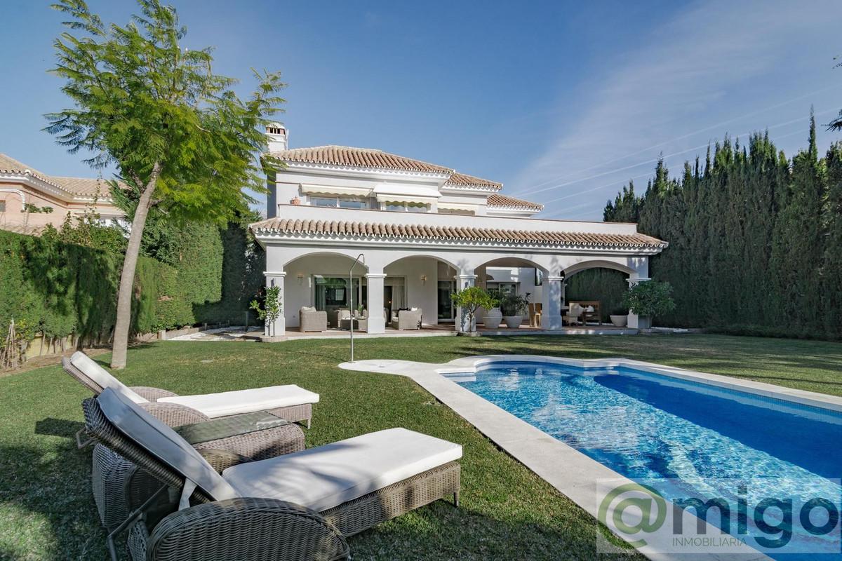 For sale of villa in Marbella