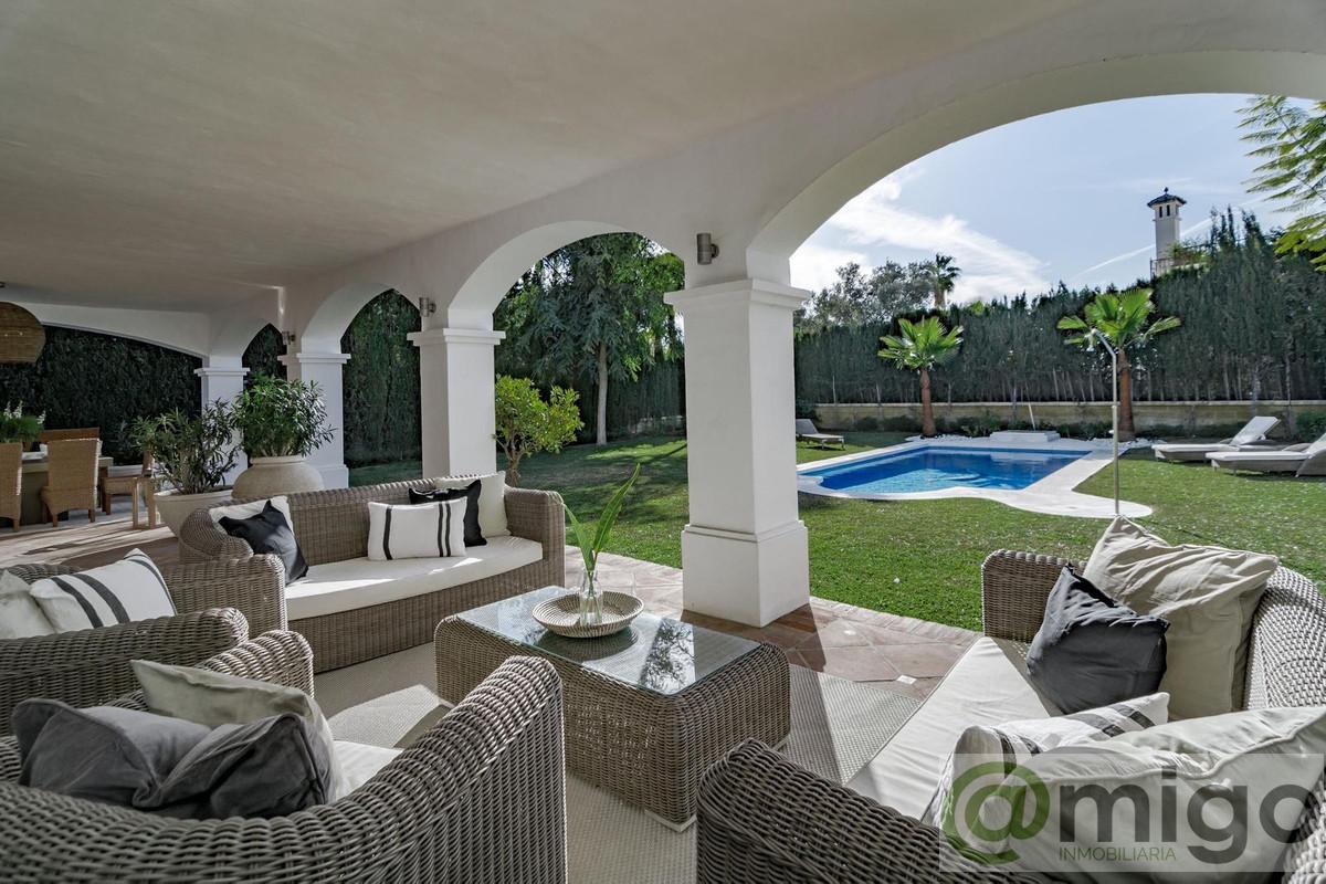 For sale of villa in Marbella