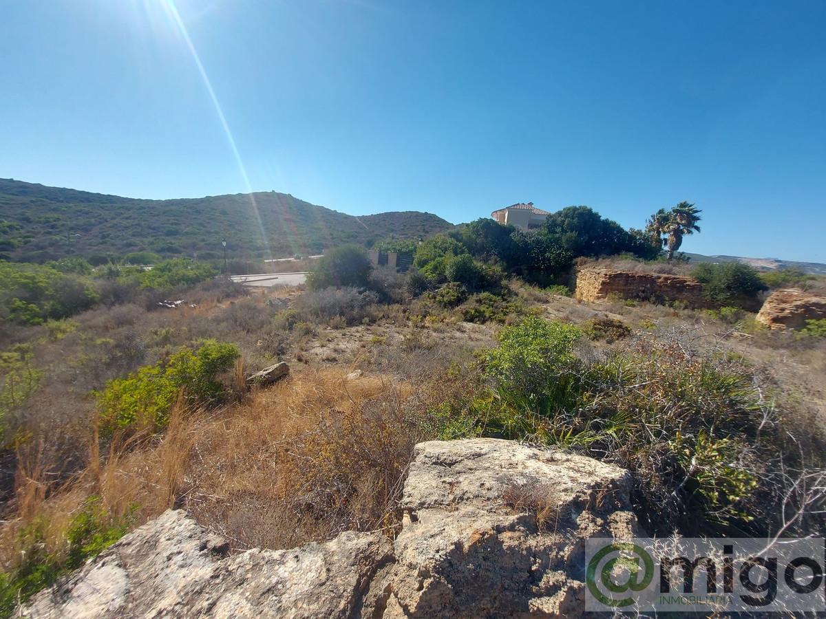 Venta de terreno en La Duquesa