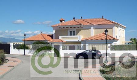 Venta de terreno en La Duquesa