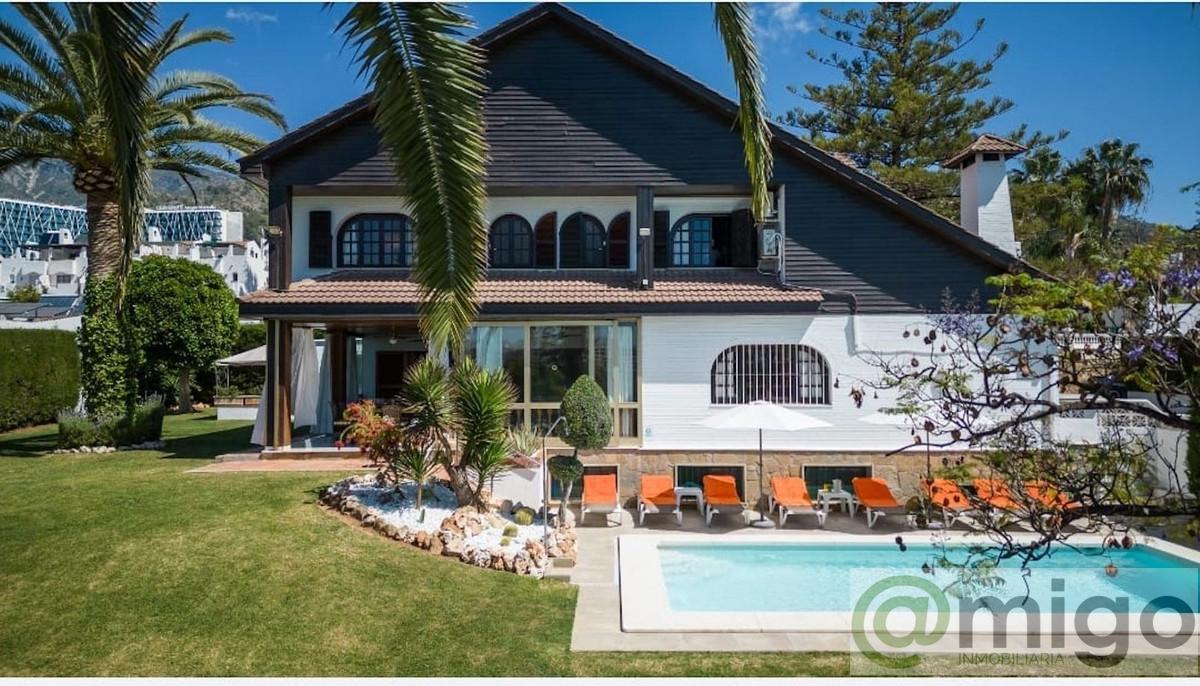 For sale of villa in Marbella