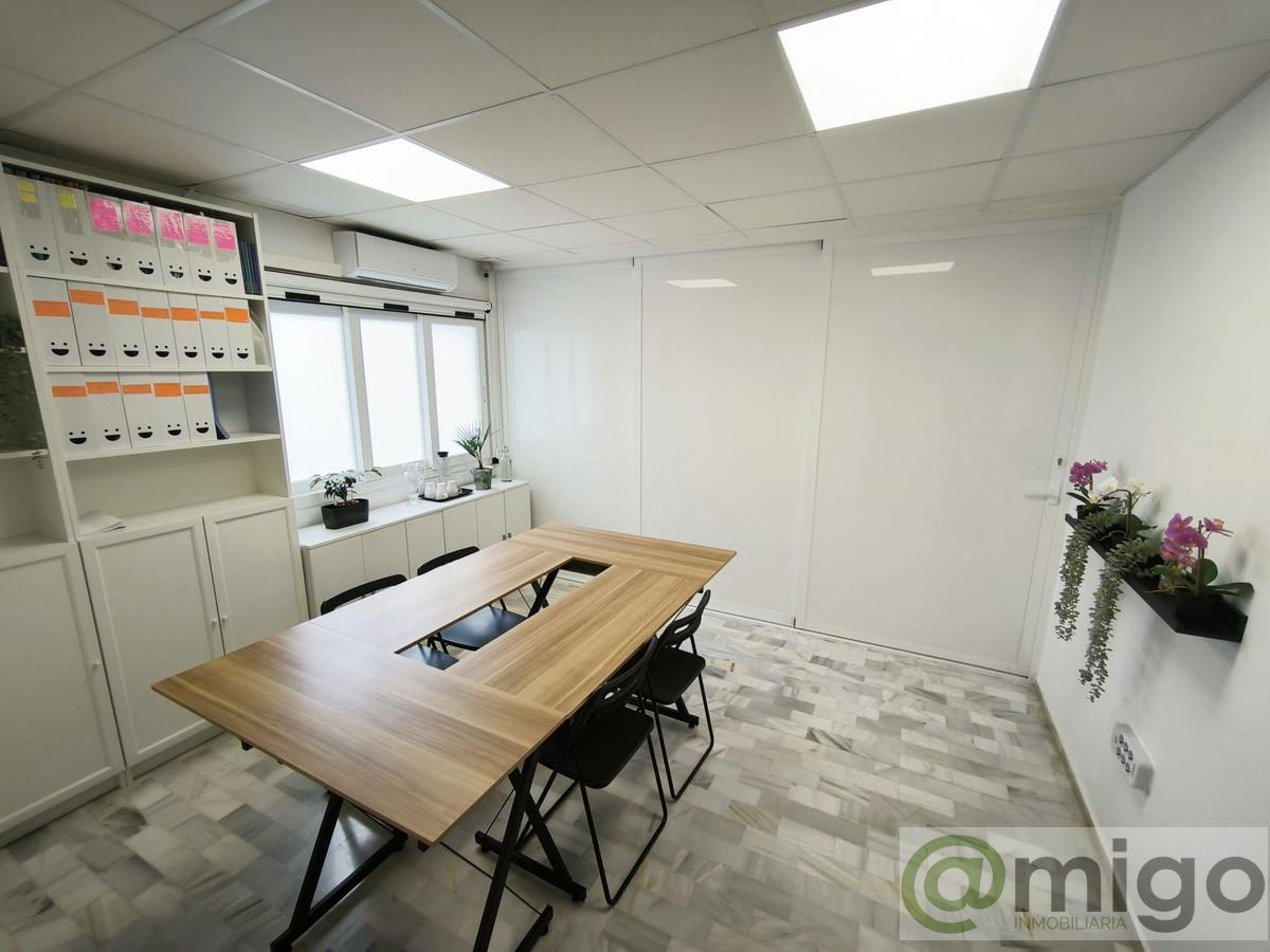 For sale of commercial in Marbella