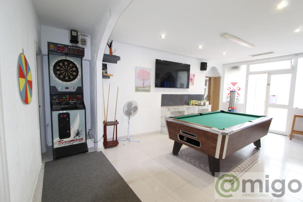 Venta de local en Marbesa