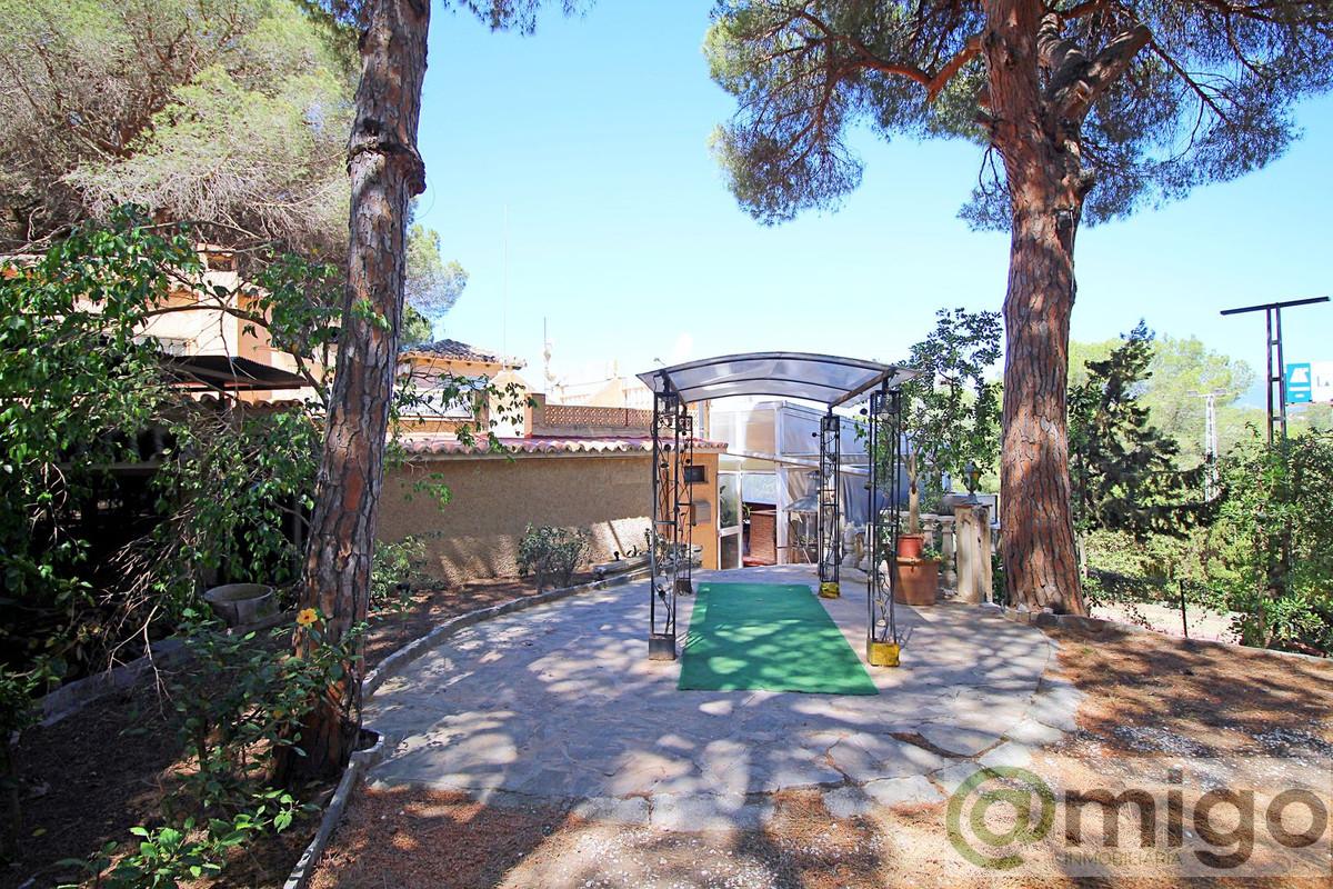 Venta de local en Marbesa