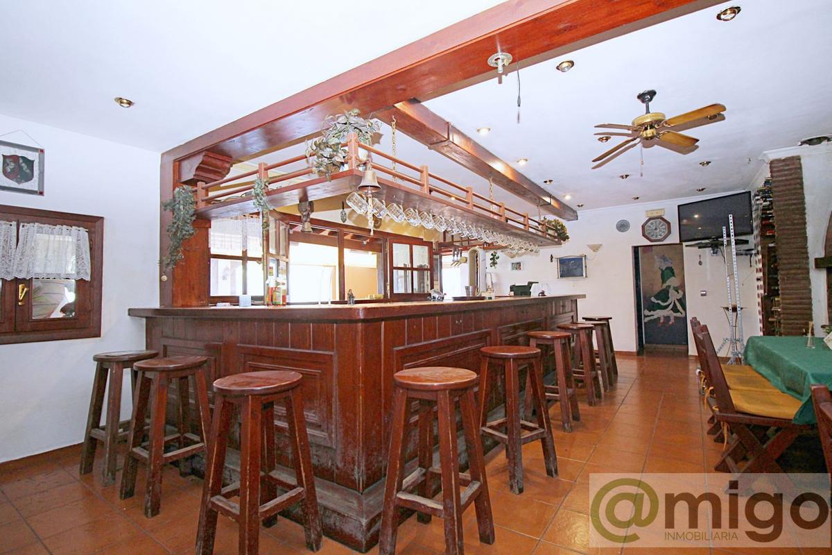 Venta de local en Marbesa