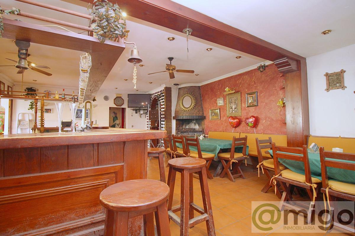 Venta de local en Marbesa