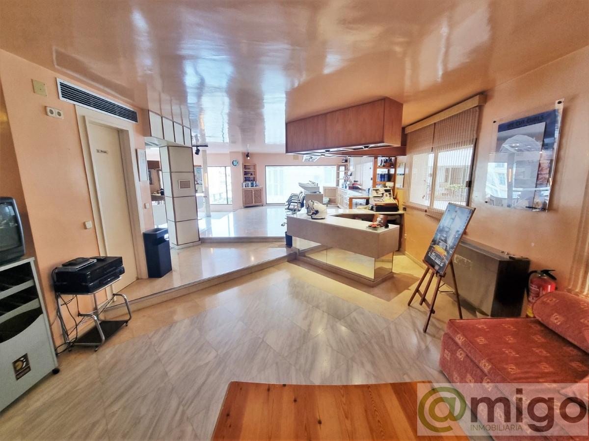 For sale of premises in Marbella