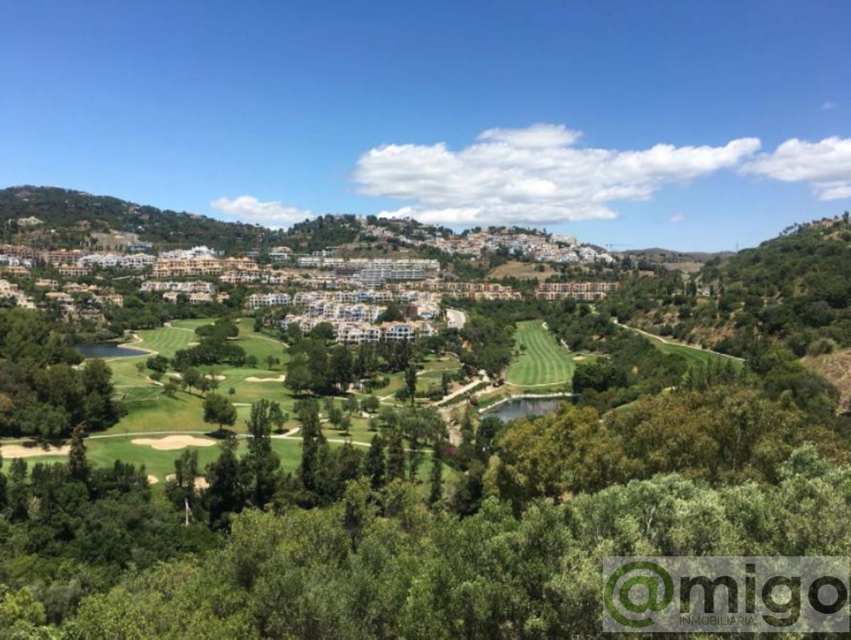 For sale of land in Marbella