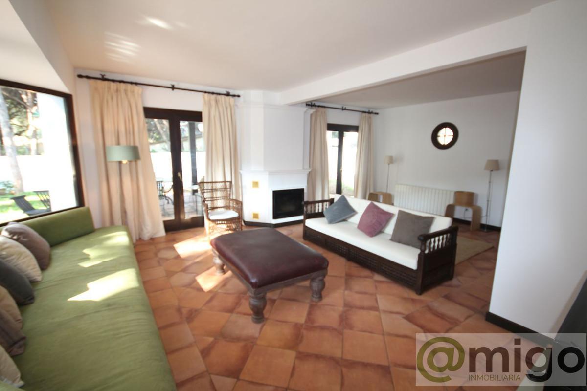 For sale of villa in Marbella