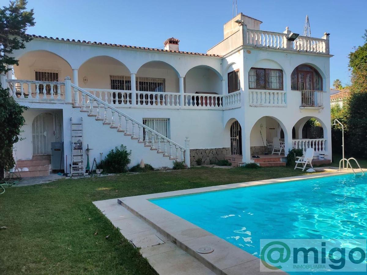 For sale of villa in Marbesa