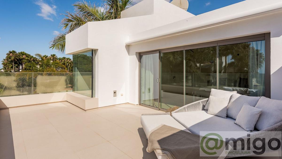 For sale of villa in Marbella