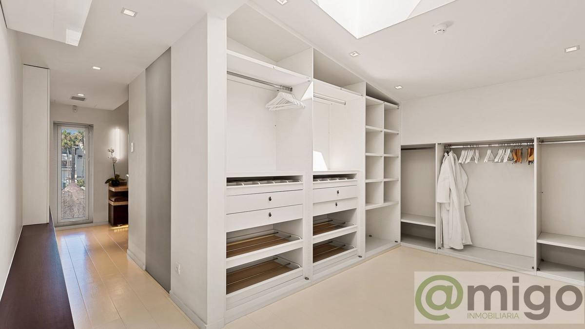 For sale of villa in Marbella