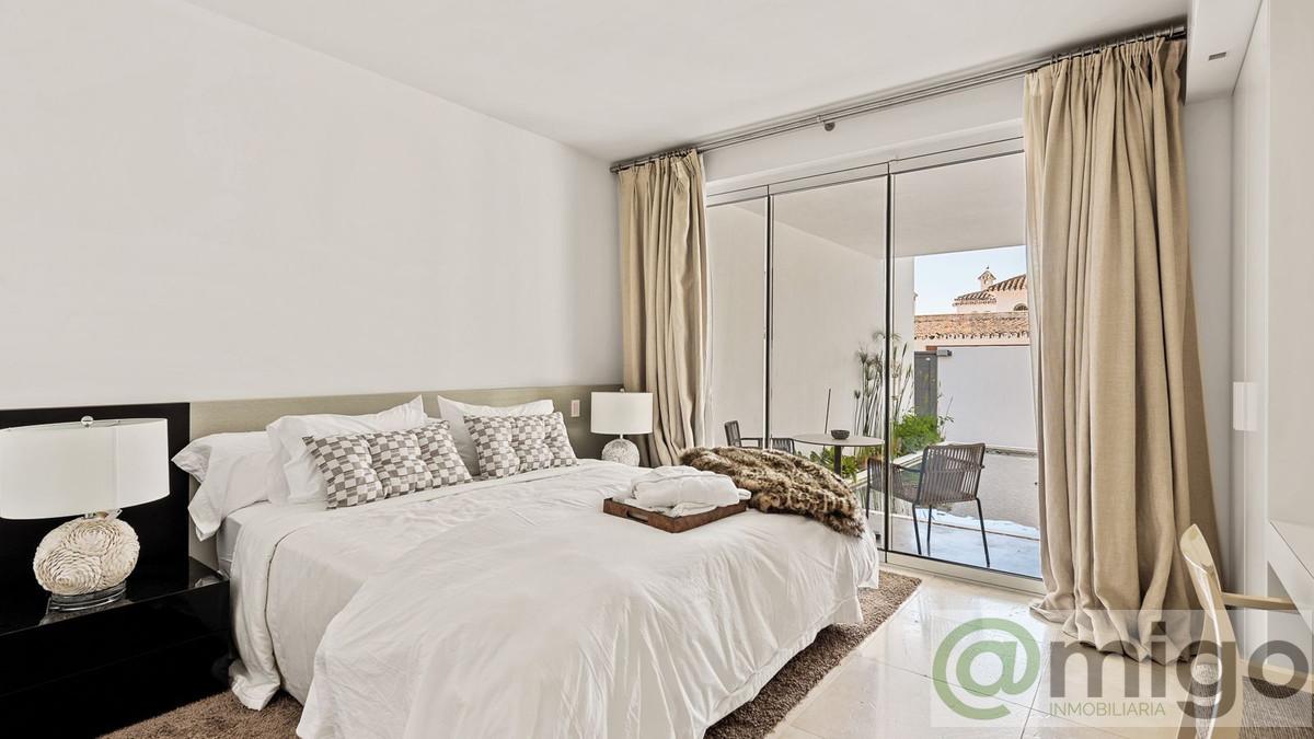 For sale of villa in Marbella