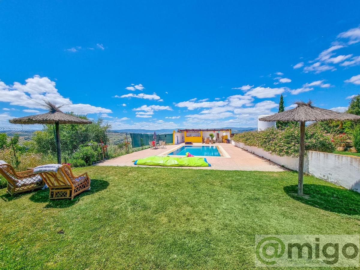 Venta de villa en Casares