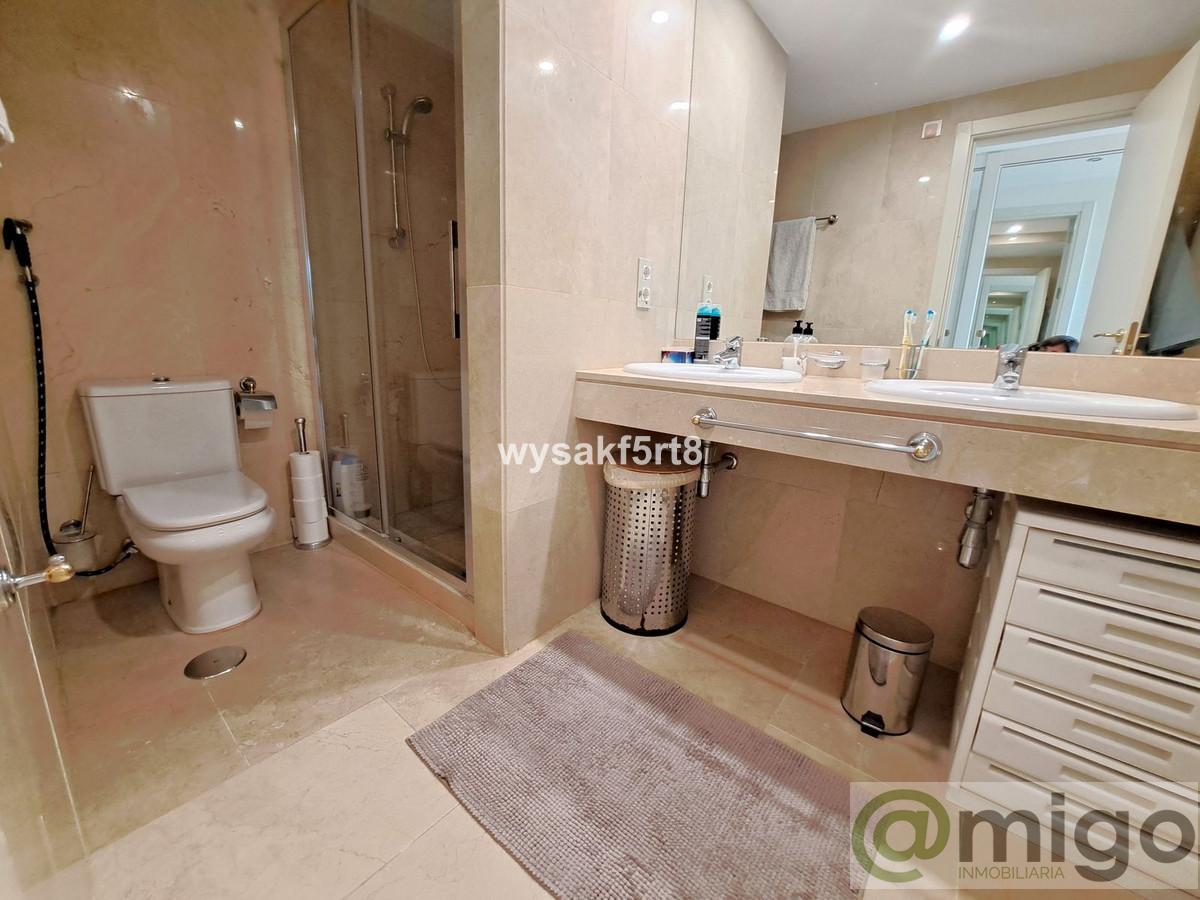 Venta de apartamento en La Duquesa