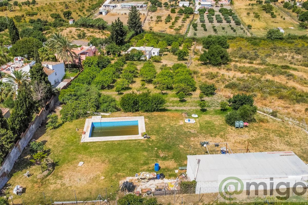 For sale of land in Estepona