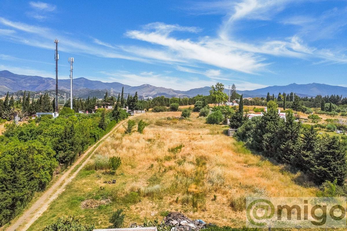 For sale of land in Estepona