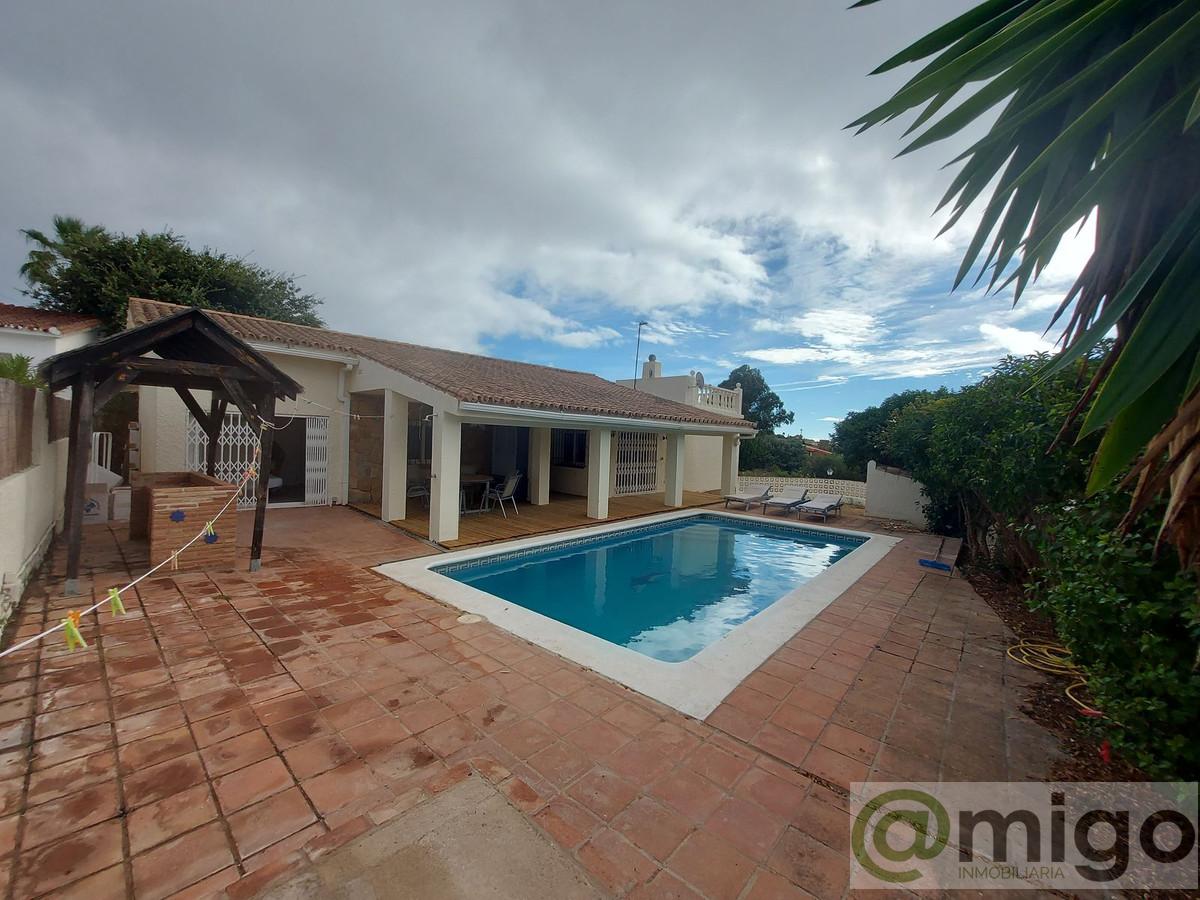 Venta de villa en Manilva