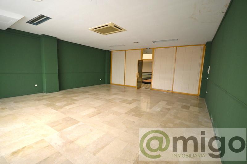 Venta de local en Marbella