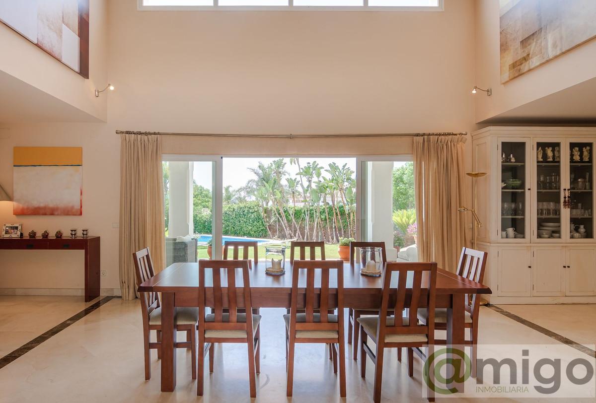 For sale of villa in Marbella