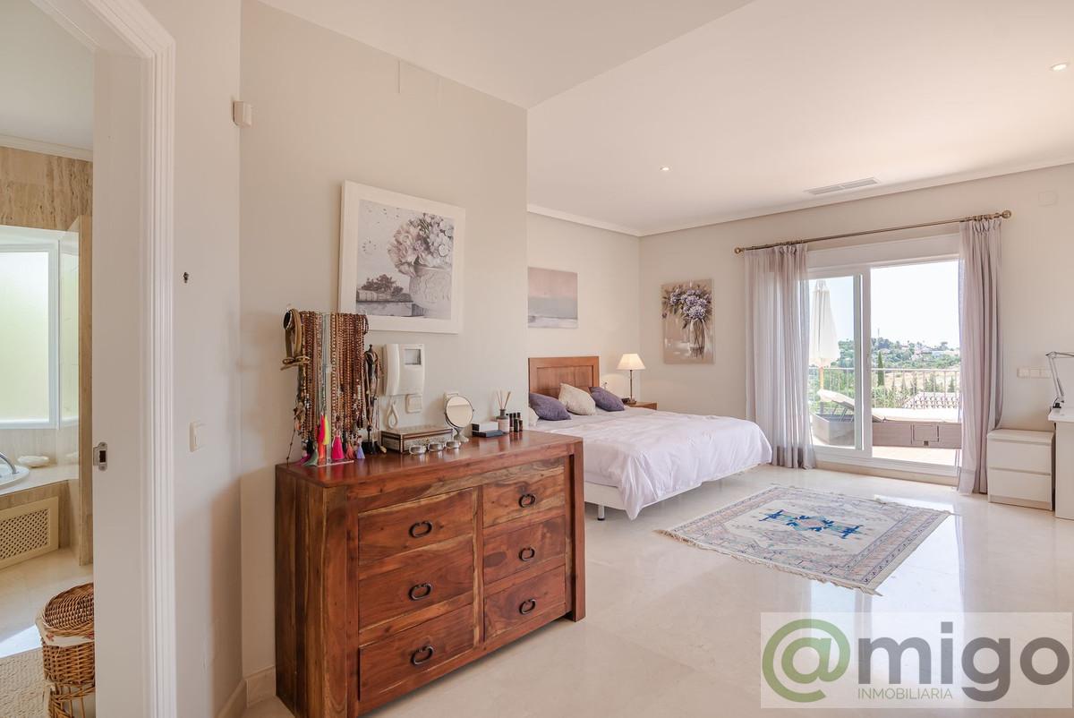 For sale of villa in Marbella